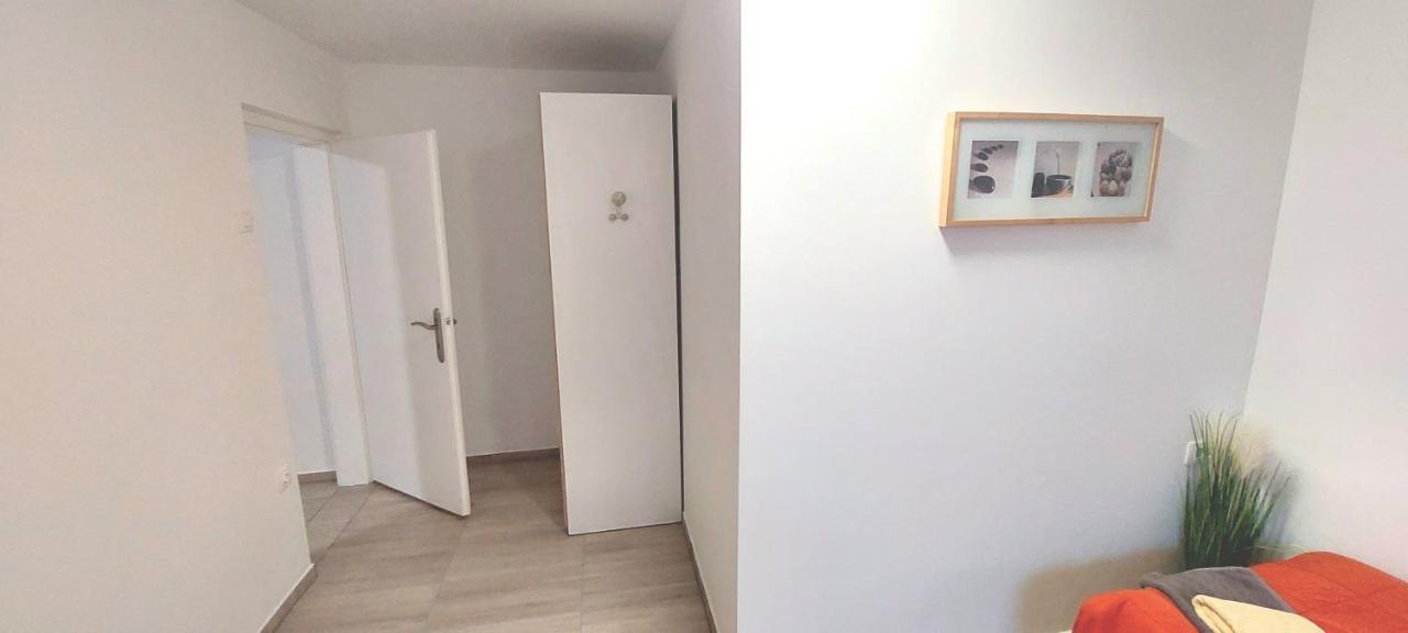Jo-Ma Apartma - Safe Parking リュブリャナ エクステリア 写真